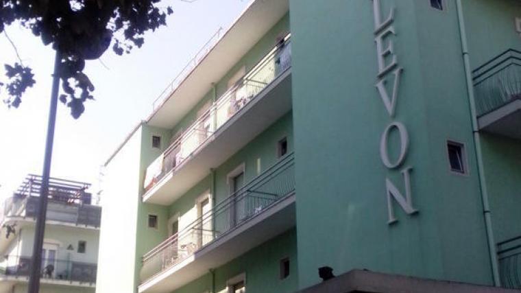 Alevon Hotel Rimini Bagian luar foto